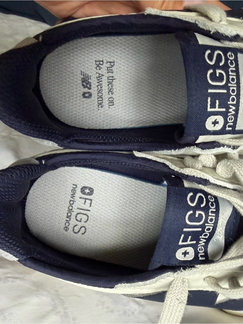 New Balance Cream & Navy Retro Trainer Sneakers - Picture 6 of 9